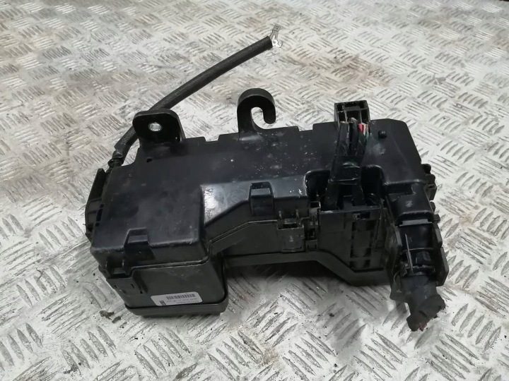 Блок предохранителей Citroen C1 II 108 Aygo 821110HR40A, фото 2