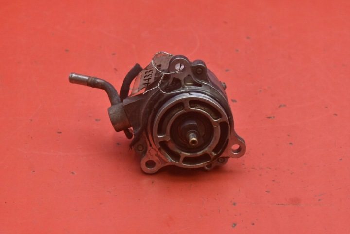 Насос вакуумный RF5C18G00 Mazda 6 1 I GG 2.0 Citd 121 л.с. 02-05, фото 1