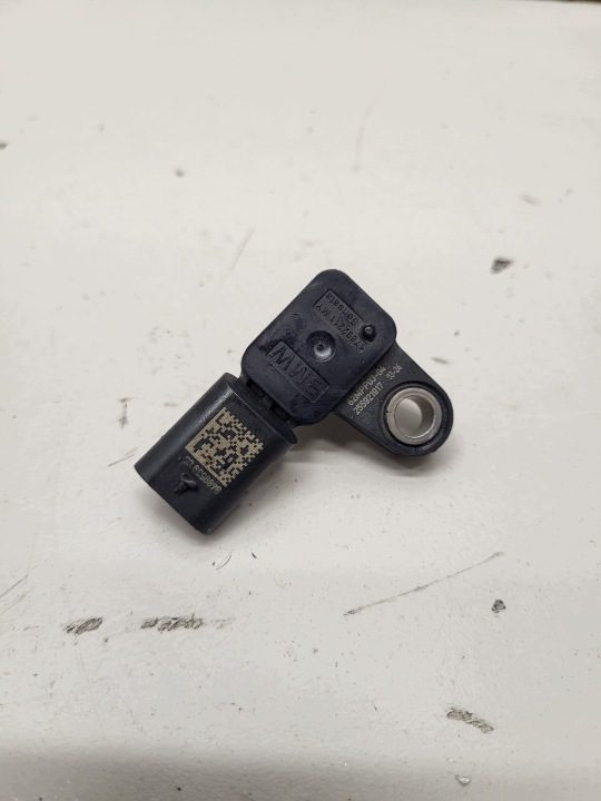Датчик давления BMW X5 G05 G20 G45 G60 U11 F70 8489539, фото 4