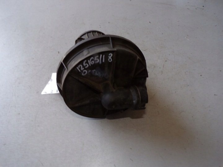 Насос воздуха Skoda Octavia I 06A959253B, фото 1