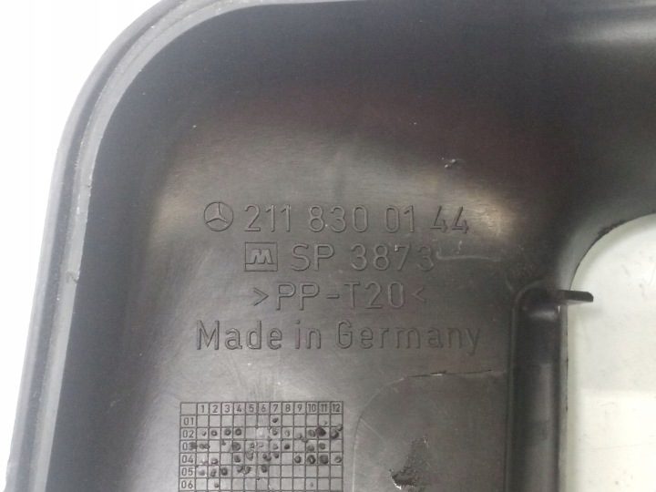 2005 Mercedes-Benz E W211 Рамка салонного фильтра 2118300144, фото 3