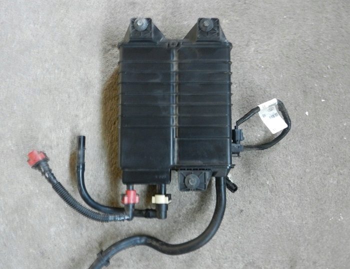 MUSTANG 2010+ ФИЛЬТР ПАРОВ ТОПЛИВА УГОЛЬНЫЙ 3.7 5.0, фото 1