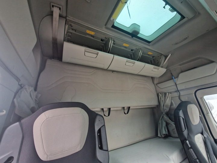 КАБИНА В СБОРЕ FORD F-MAX TRUCKS CARGO 500, фото 11