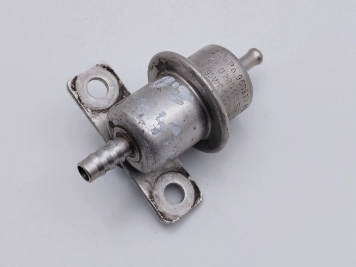 РЕГУЛЯТОР ДАВЛЕНИЯ ТОПЛИВА FORD GALAXY 2.0 0280160540 / 95WF9C968AA NR162, фото 1