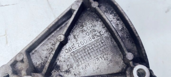 КРЕПЛЕНИЕ КРОНШТЕЙН КОМПРЕССОРА AUDI A6 C6 2.4 06E260835C, фото 2