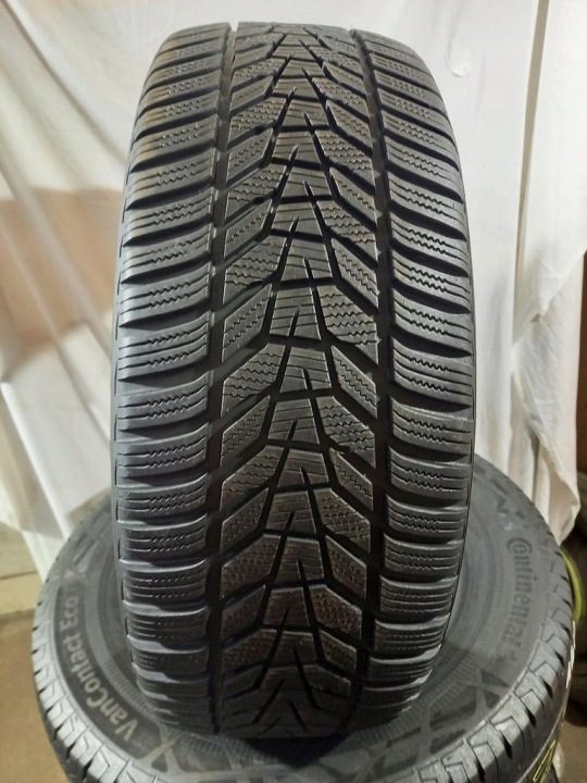 Шина зимняя Hankook Winter i*cept evo3 W330 225/45R19 96 В сцепление на снегу (3PMSF), защита диска, усилитель (XL), фото 1