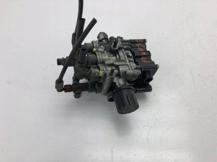 SCANIA КЛАПАН ПНЕВМОПОДВЕСКИ ВОЗДУХА ECAS 1383958 4729001120, фото 1