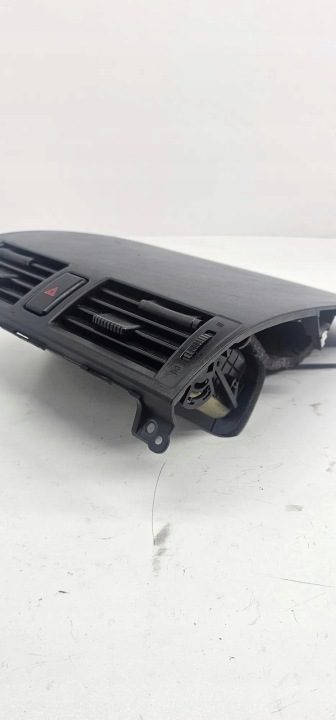Воздухозаборник консоли MAZDA 3 (BK) B32H55311 1.6L дизель 80 кВт 2006, фото 8
