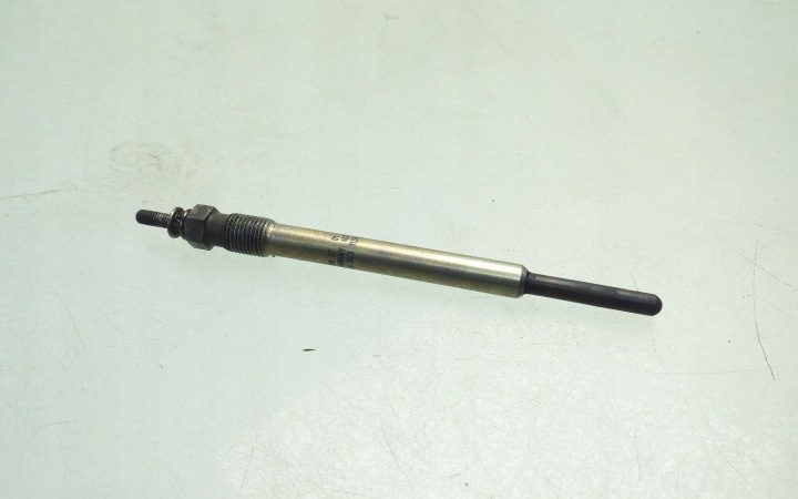 Свеча накаливания Mercedes-Benz OE A001 159 27 01, фото 1