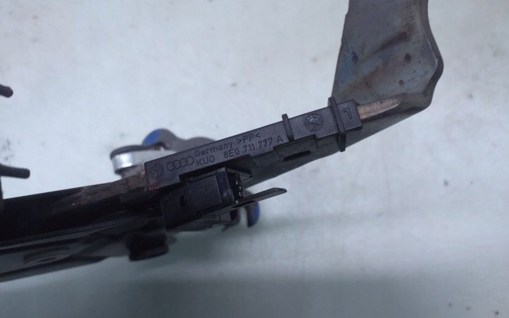 Механизм ручного тормоза AUDI A4 (8EC, B7) 8E0711777A 31057338 2.0L, фото 3