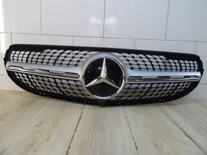Mercedes GLC w253 РЕСТАЙЛИНГ Решетка радиатора на kamerę LLU, фото 1
