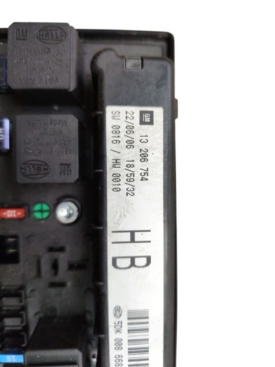 Блок предохранителей Opel Astra H Zafira B 13206754, фото 3