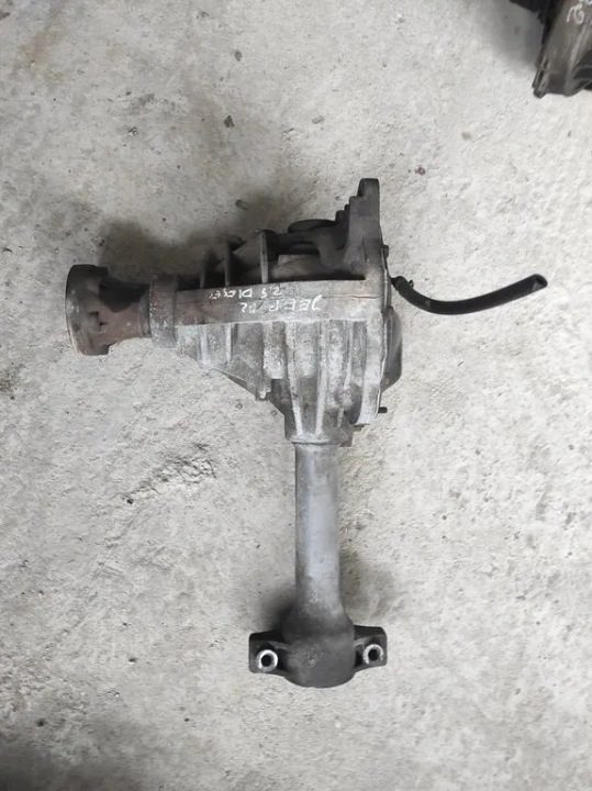 Jeep Cherokee 02 г. 2.5d дифференциал 84035, фото 1