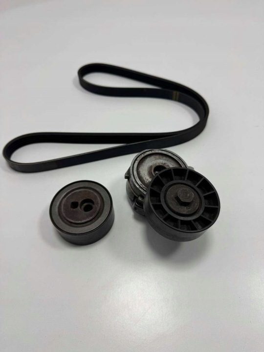 SKF VKMA 33037 Комплект ремня поликлинового, фото 1