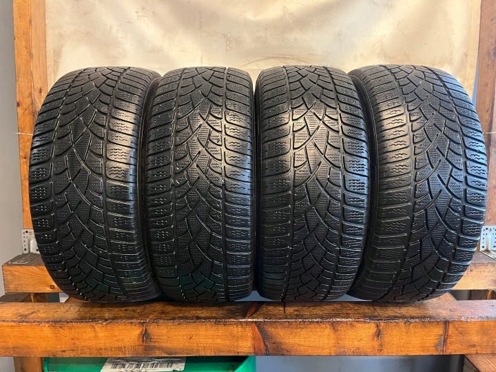 4× Шина зимняя Dunlop SP Winter Sport 3D 235/40R18 95 В сцепление на снегу (3PMSF), защита диска MO - Mercedes-Benz, фото 1