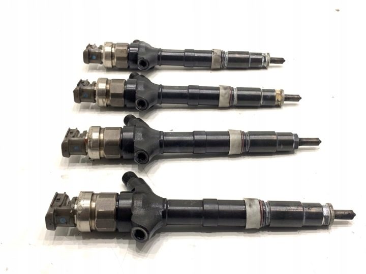 ФОРСУНКИ КОМПЛЕКТ TOYOTA AVENSIS T25 23670-0G010 2.0 116 л.с. 03-08, фото 3