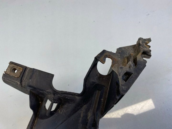 НАПРАВЛЯЮЩАЯ КРЕПЛЕНИЕ БАМПЕРА ФАРЫ ЛЕВОЕ ПЕРЕДНЕЕ 7120823 BMW 1 E81 E87 10 г., фото 4