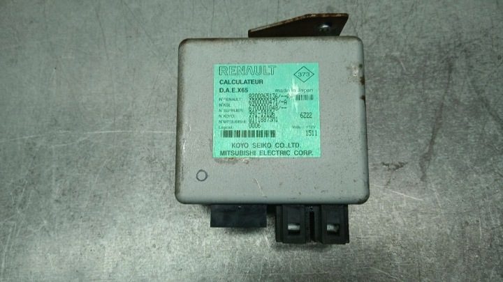 БЛОК УПРАВЛЕНИЯ ЭУР RENAULT CLIO II 1.5D 03-13R 8200265136, фото 1