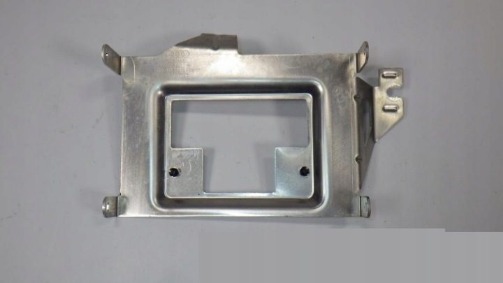 КРОНШТЕЙН CZYTNIKA NAVIGACJI AUDI A8 S8 D3 4E0919897A, фото 1