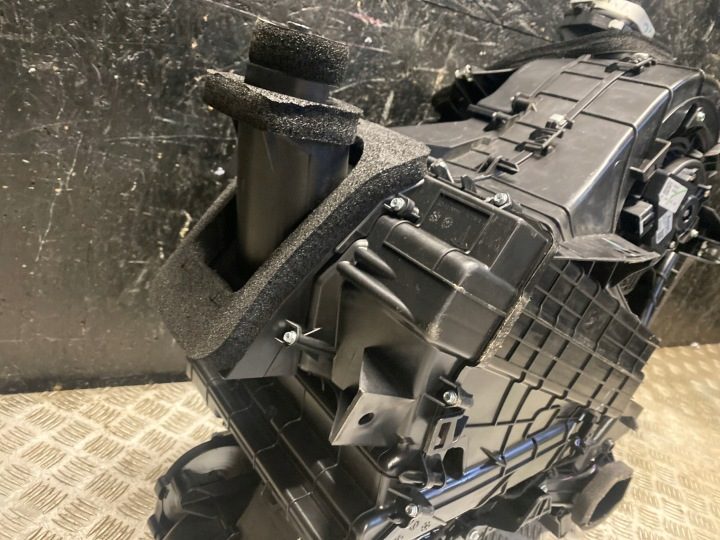 Корпус вентилятора Tesla Model Y 2022 149471498C, фото 6