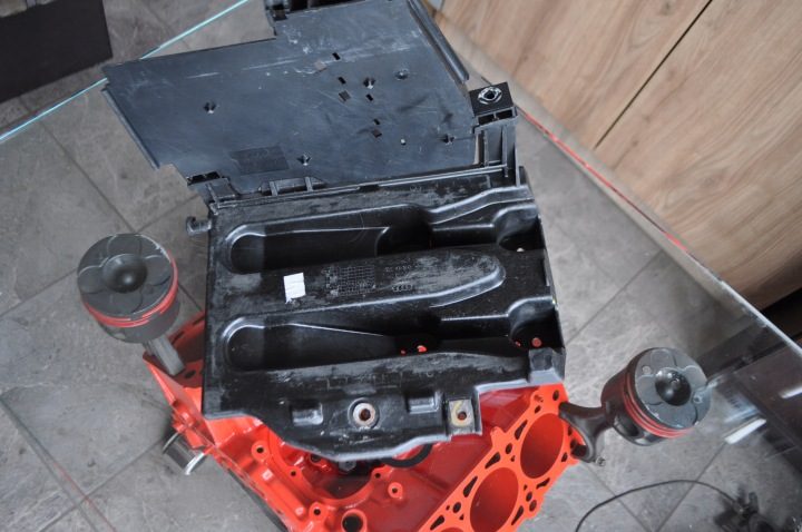 Audi TT 8N основание блок аккумулятора 8N971824 8N8804373, фото 4