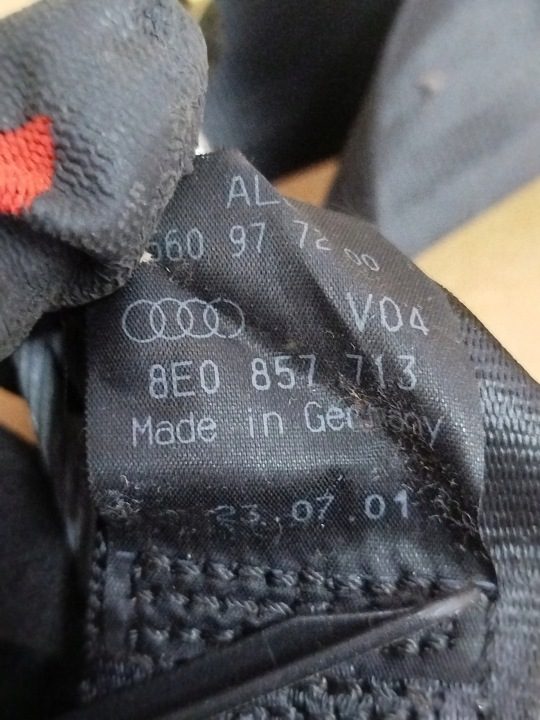 AUDI A4 B6 2.0 БЕНЗИН РЕМЕНЬ ДИВАНА ЗАДНИЙ 8E0857713, фото 4