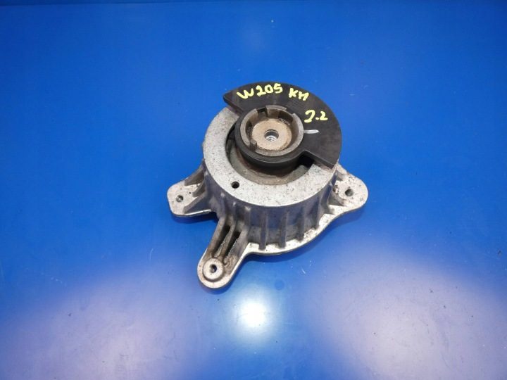 Подушка двигателя Mercedes W205 A2052406817, фото 1