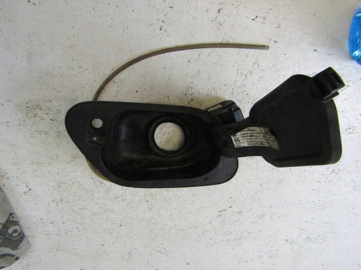 VW Golf VII лючок горловины бензобака 5G0809799A, фото 2
