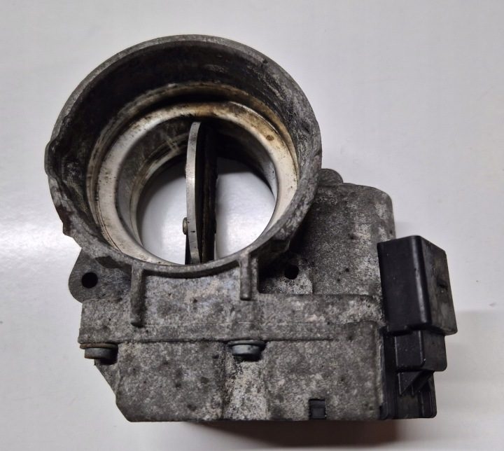 ДРОССЕЛЬНАЯ ЗАСЛОНКА AUDI A4 B6 B7 2.5 TDI 059128063E, фото 1