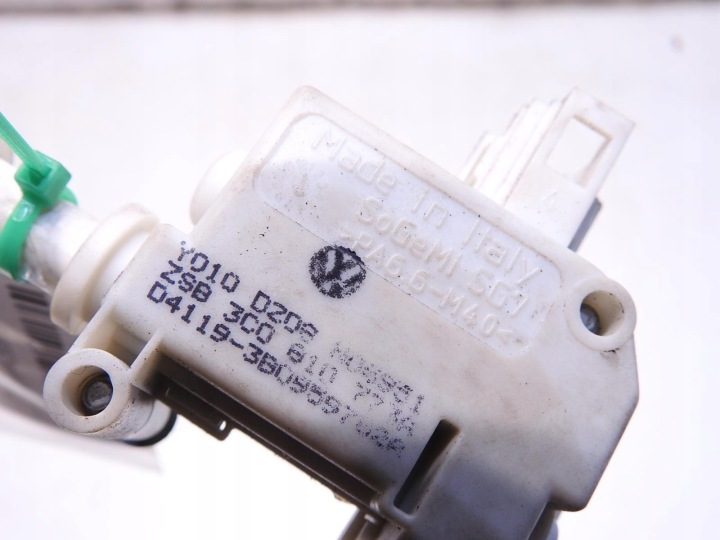 ЭЛЕМЕНТ ФИКСИРУЮЩИЙ ЗАМОК ЛЮЧКА ГОРЛОВИНЫ БЕНЗОБАКА ПРИВОД OE VW 3C0810773A, фото 5