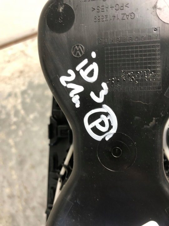 ПОДСТАКАННИК ТОННЕЛЯ VW ID3 ID.3 10A863475B 10A947145B, фото 8