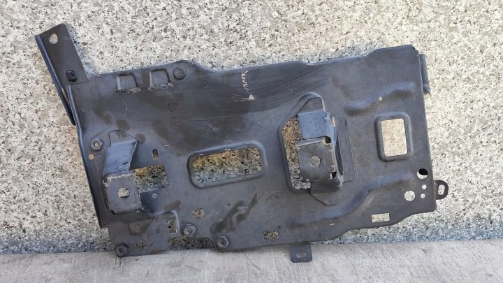 Площадка аккумулятора Peugeot 3008 II 9815288580, фото 1