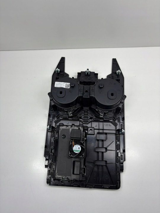 BMW G60 G61 G90 G99 M5 подстаканник бардачок центрального тоннеля 5A70141, фото 4