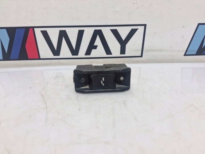BMW E38 E39 E46 E53 E60 E61 E63 E83 ПЕРЕКЛЮЧАТЕЛЬ ПАНЕЛЬ ЛЮКА 6907288, фото 1
