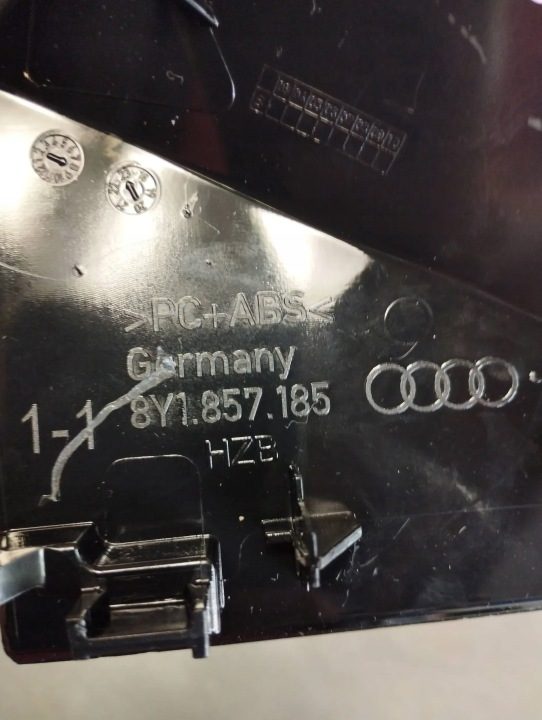 Audi S3 A3 8Y ДЕКОРЫ ДЕКОРАТИВНЫЕ 8Y1864241A 8Y0857185 8Y0857186, фото 6