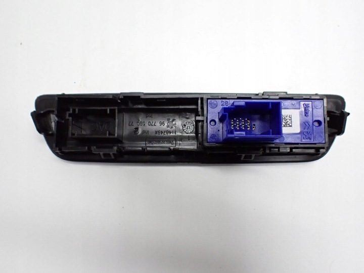 ПАНЕЛЬ ПЕРЕКЛЮЧАТЕЛЬ УПРАВЛЕНИЕ PDC ESP 9677059077 PEUGEOT 208 I 17 г., фото 3