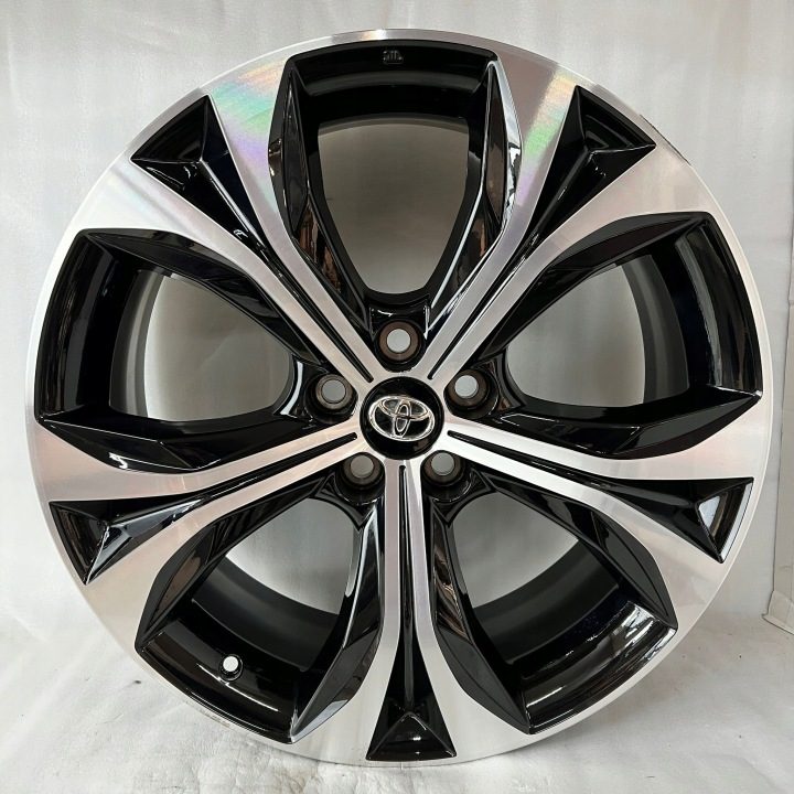Литой диск Toyota OE HIGLANDER 8.0" x 20" 5x114.3 ET 35, фото 1