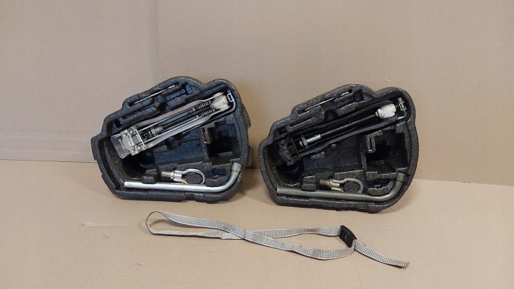 РЫЧАГ КОМПЛЕКТ ДОМКРАТ БОЛТ VW GOLF IV BORA SEAT TOLEDO II LEON, фото 1