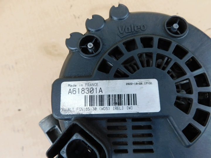 Генератор Mercedes Sprinter 906 2.2 CDI OM651 A618301A Valeo FGN18S130, фото 4
