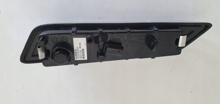 Поворотник Volvo fh5 84389835, фото 2