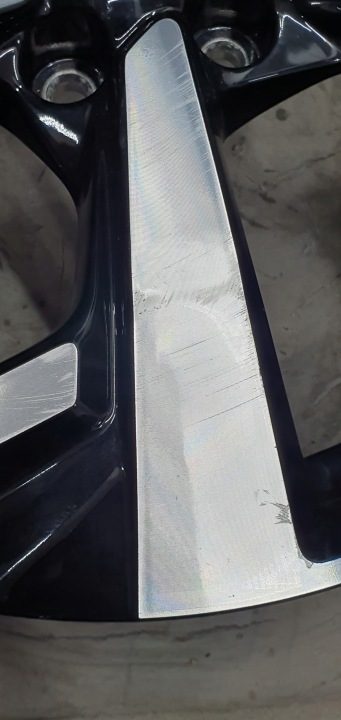 Литой диск Nissan OE N88901 AC4CH-T6 HV05B 7.0" x 19" 5x114.3 ET 40, фото 3