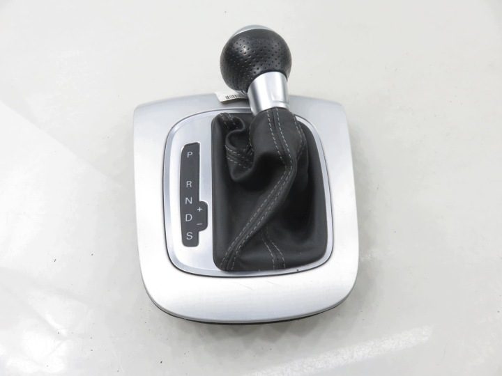 ЧЕХОЛ РУЧКИ ПЕРЕДАЧ AUDI Q3 (8U) 8U0864261P, фото 4