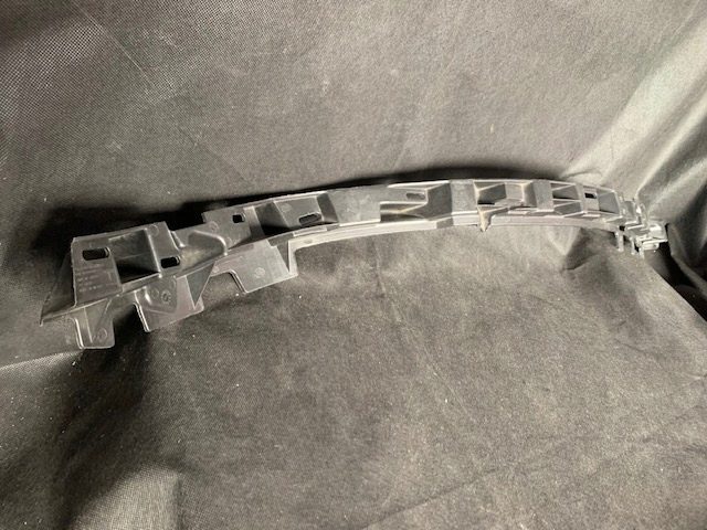 Tesla X крепление молдинга стойки C LH 1079764-00-B, фото 2