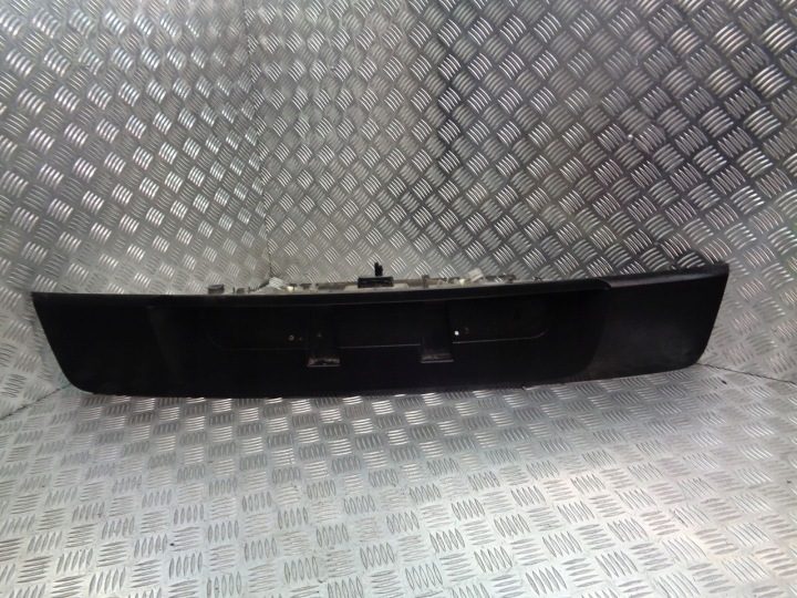 Накладка крышки багажника Renault Scenic II 8200254900, фото 1