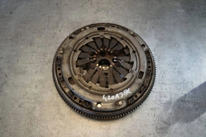 СЦЕПЛЕНИЕ КОЛЕСО + КОРЗИНА AUDI A3 8L 1.9 TDI (AXR), фото 1