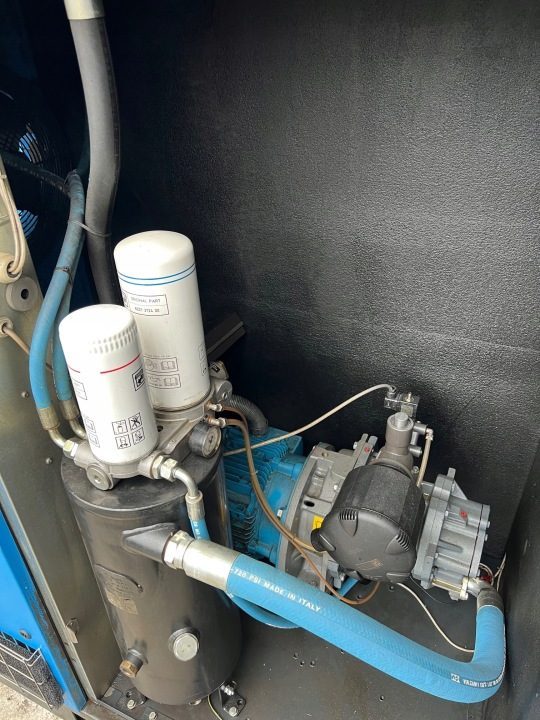 Компрессор масляный Atlas Copco 15-10 G2 0 l 10 бар, фото 3