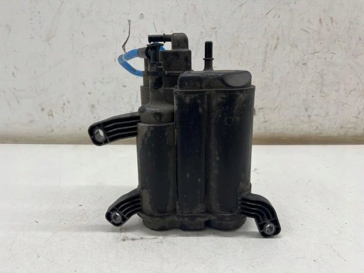 BMW G05 G20 G21 G30 G31 фильтр бак угля активного 7475674 7449048, фото 5