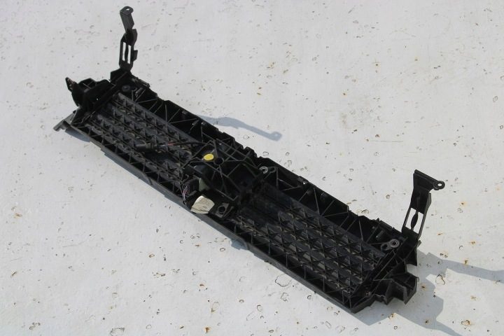 AUDI A4 ŁAPAK ВОЗДУХОЗАБОРНИК РЕМНЯ 8W0807297 8W0121673 8W B9 F5 руль d, фото 5