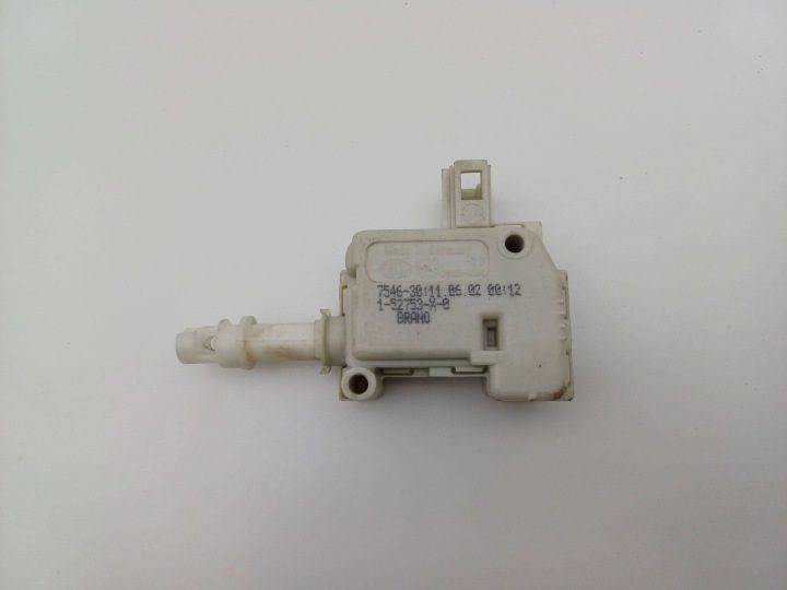 ПРИВОД ЛЮЧКА ГОРЛОВИНЫ БЕНЗОБАКА SKODA FABIA I ХЭТЧБЕК 152753X0 / 7546-30 NR480, фото 1