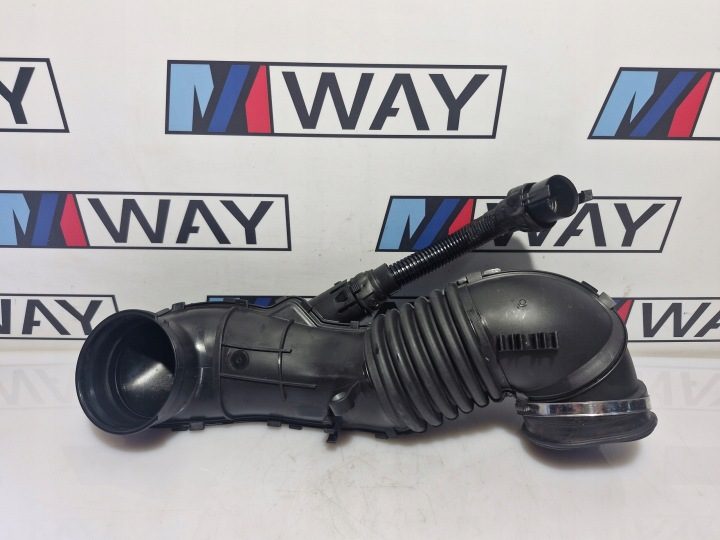 BMW E81 E82 E84 E87 E88 E90 E91 E92 E93 трубка воздушный патрубок 7804846, фото 1